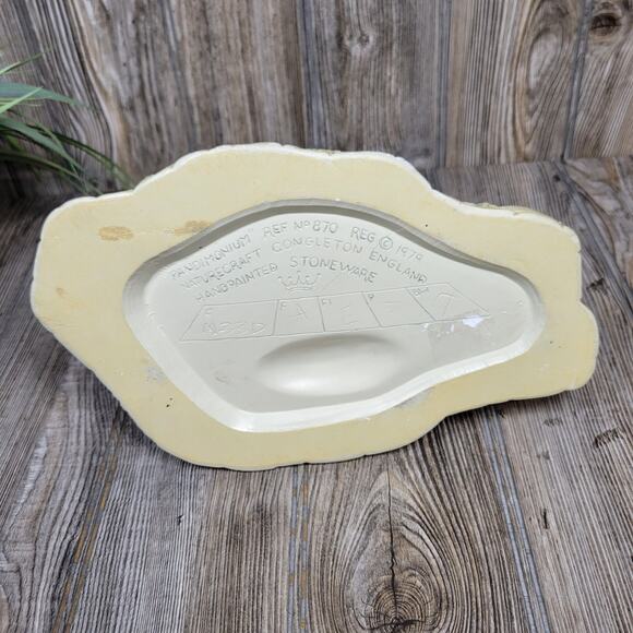 Vintage Pandemonium Naturecraft #870, Congleton England, Man with Piglets - Picture 8 of 9